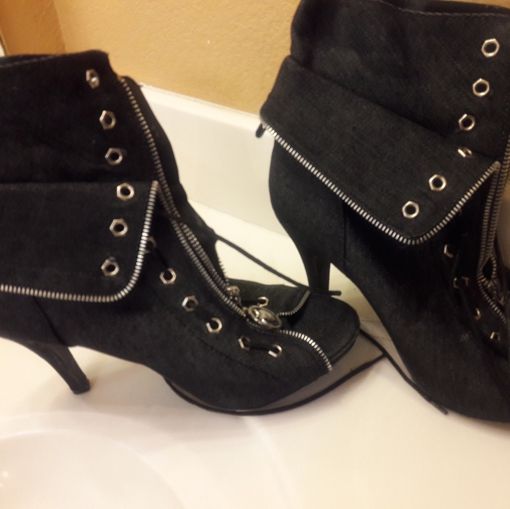 Shoes with heels
